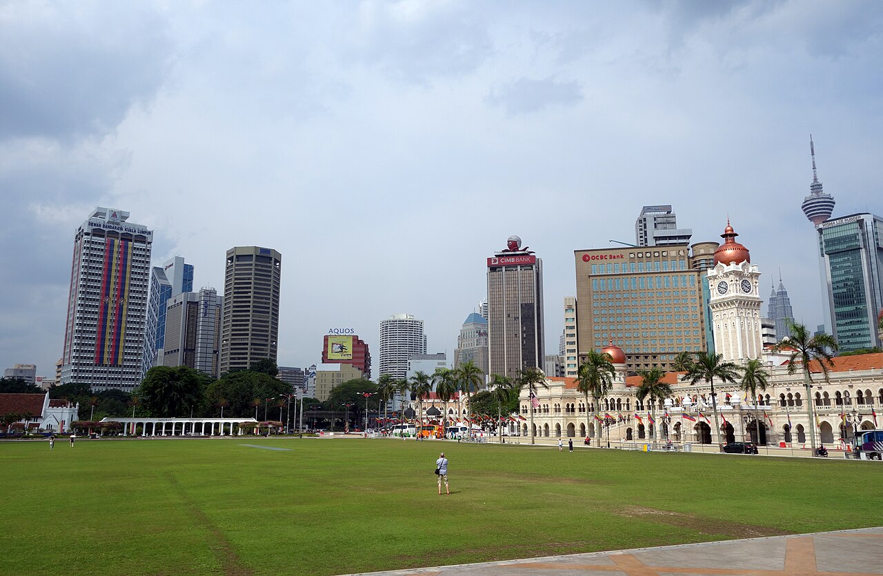 Kuala Lumpur: Merdeka Meydanı çevresi · Malezya ve Singapur