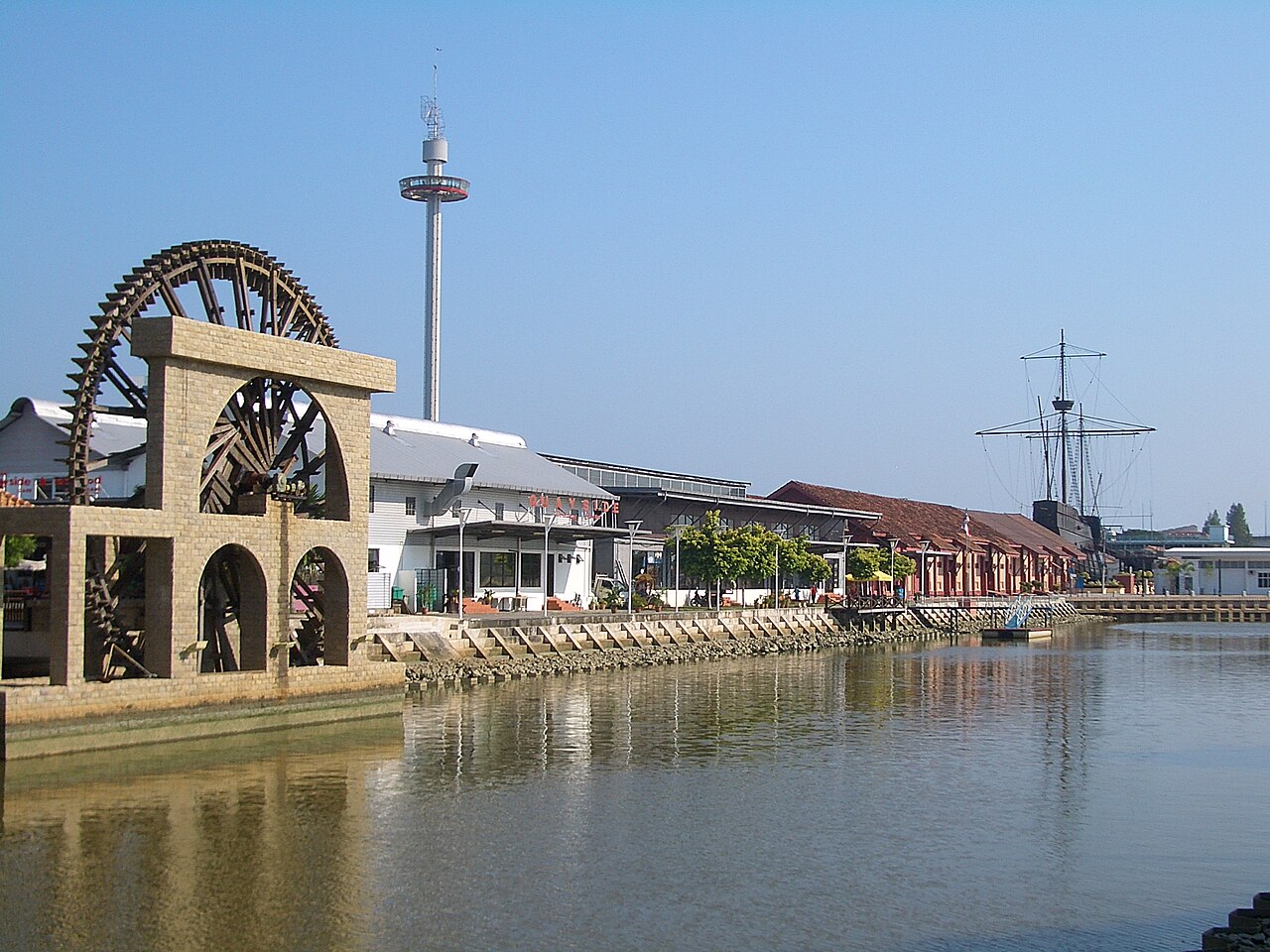 Melaka: eski şehir ve nehir kıyısı · Malezya ve Singapur
