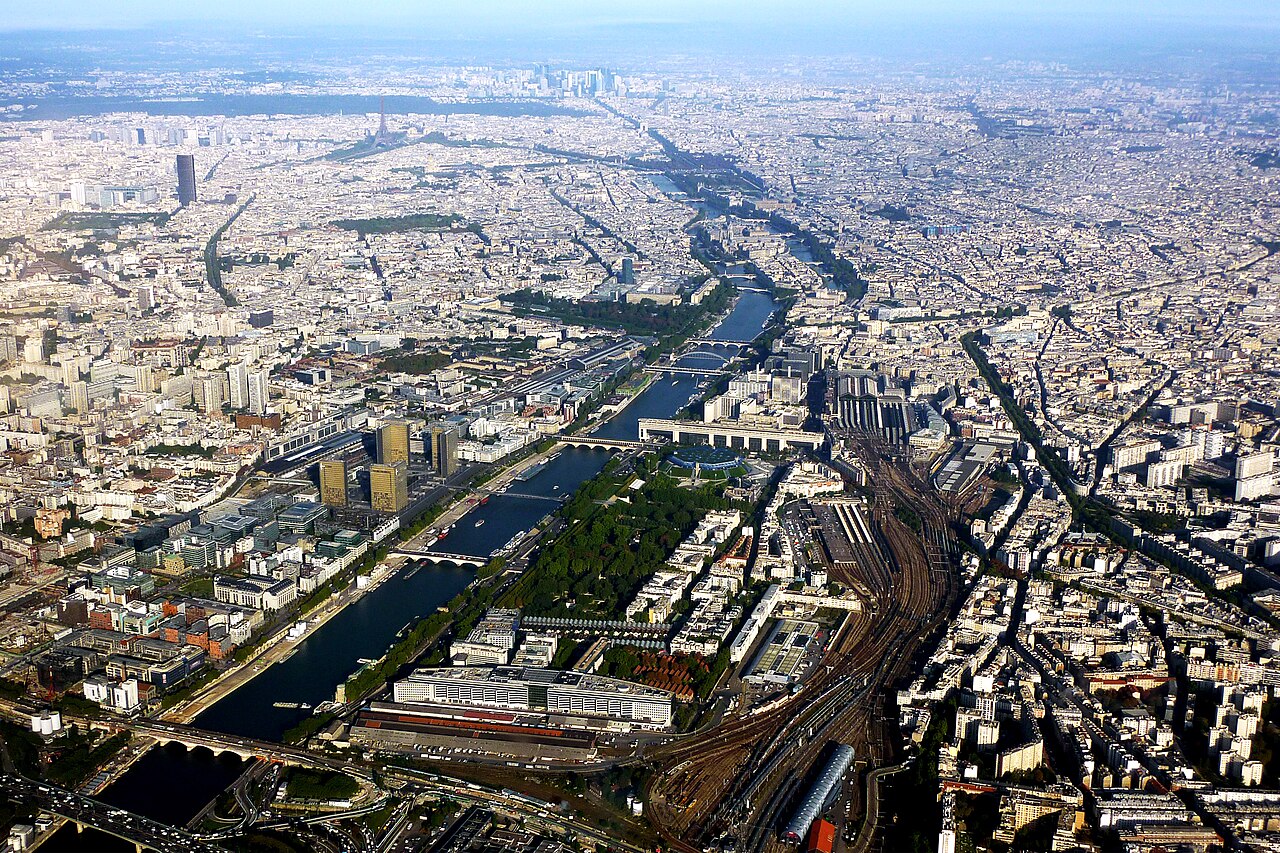 Paris: Seine kıyısında ilk yürüyüş · Benelüks ve Paris